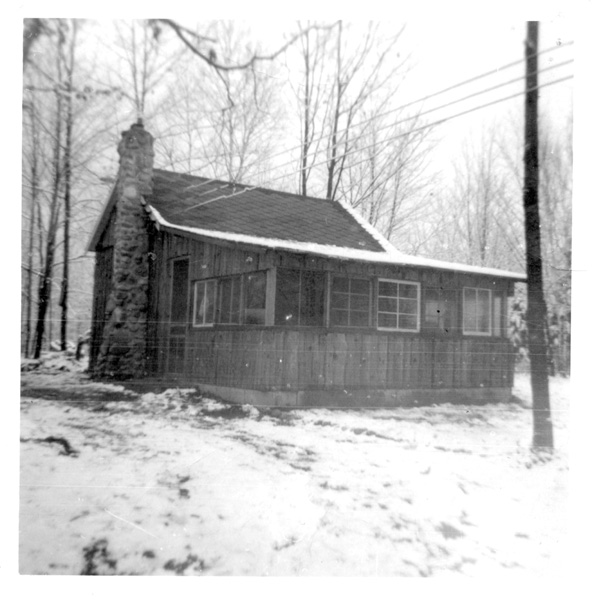1945-11xx - Cabin beaver lake