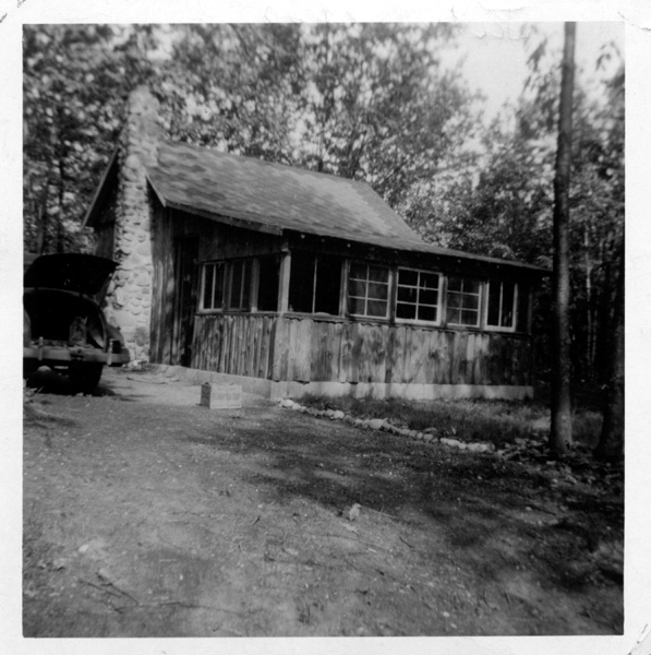 1949-07xx - Cabin beaver lake